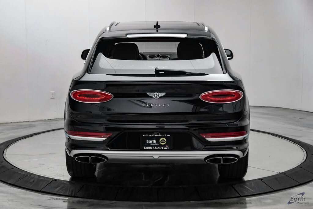 2023 Bentley Bentayga V8 AWD photo 11