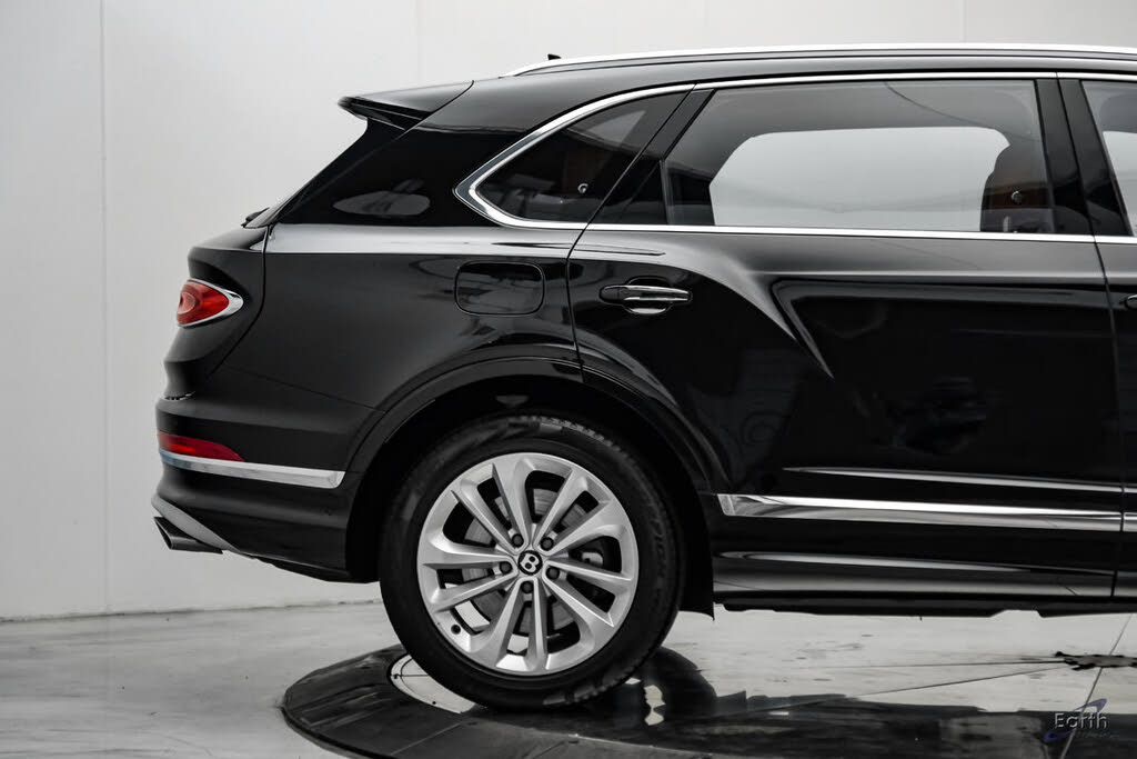 2023 Bentley Bentayga V8 AWD photo 18
