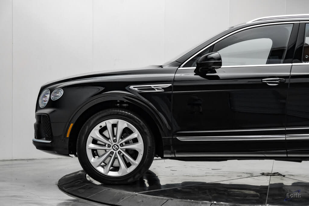 2023 Bentley Bentayga V8 AWD photo 6