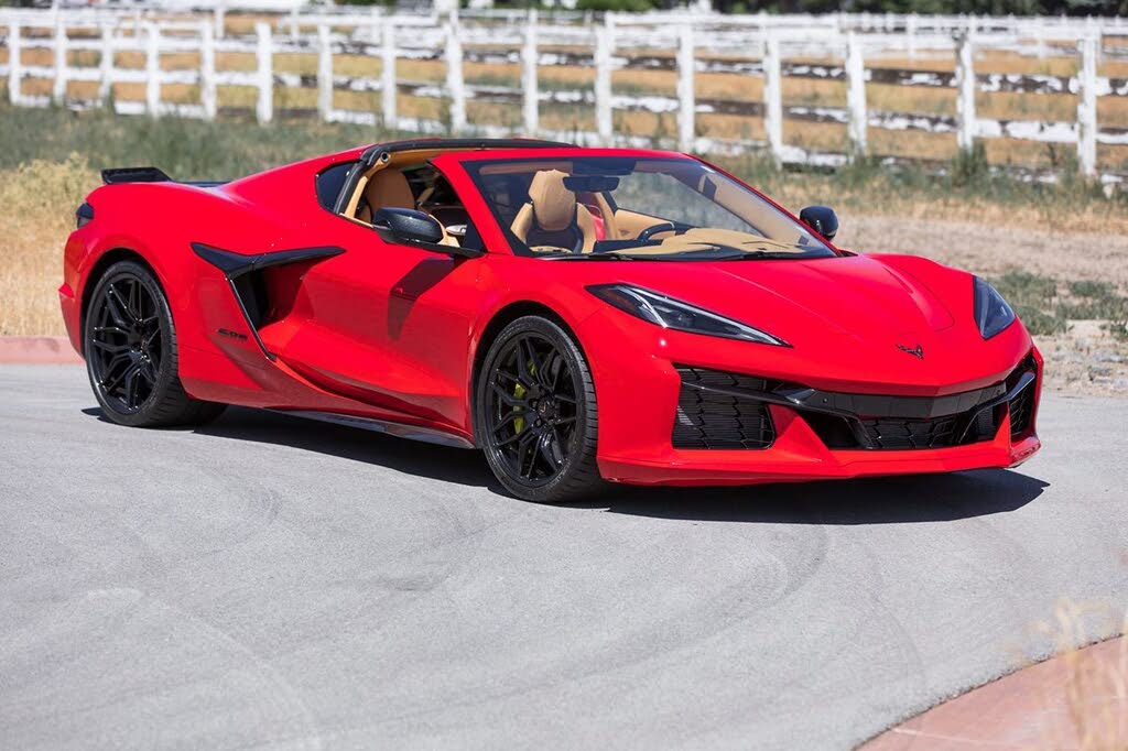 2023 Chevrolet Corvette Z06 3LZ Coupe RWD photo 12