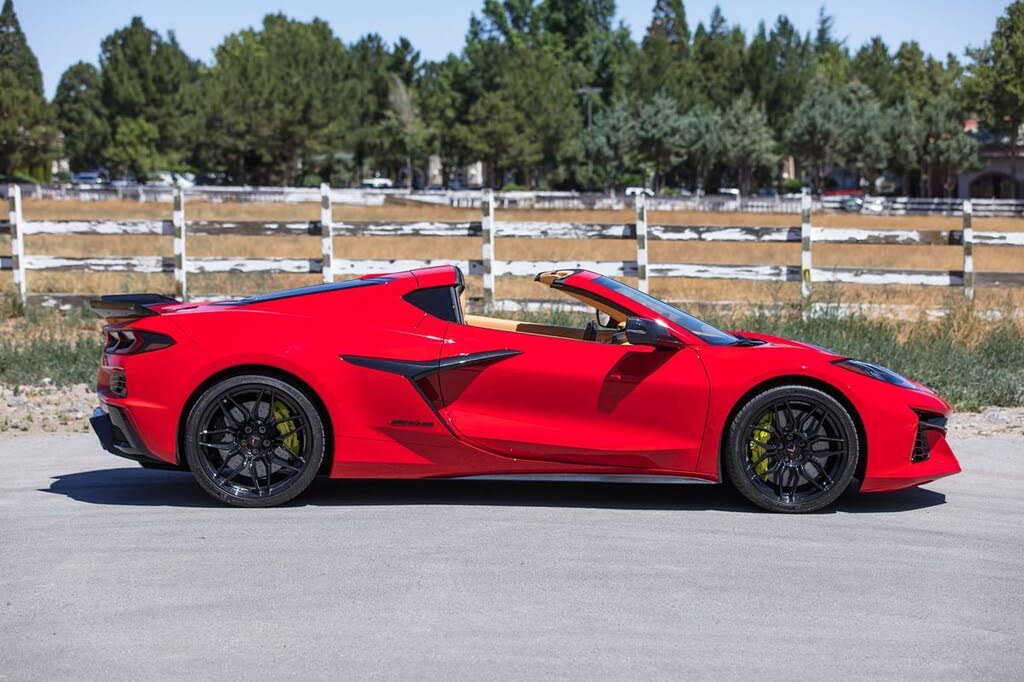2023 Chevrolet Corvette Z06 3LZ Coupe RWD photo 24