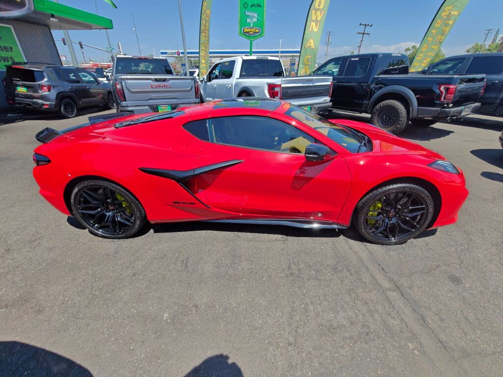 2023 Chevrolet Corvette Z06 3LZ Coupe RWD photo 4