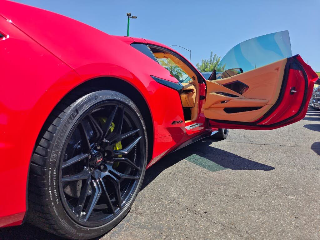 2023 Chevrolet Corvette Z06 3LZ Coupe RWD photo 8