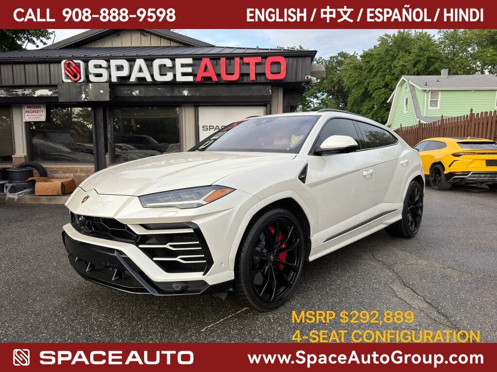 2022 Lamborghini Urus AWD