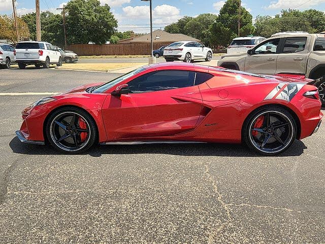2025 Chevrolet Corvette Z06 3LZ Coupe RWD photo 2