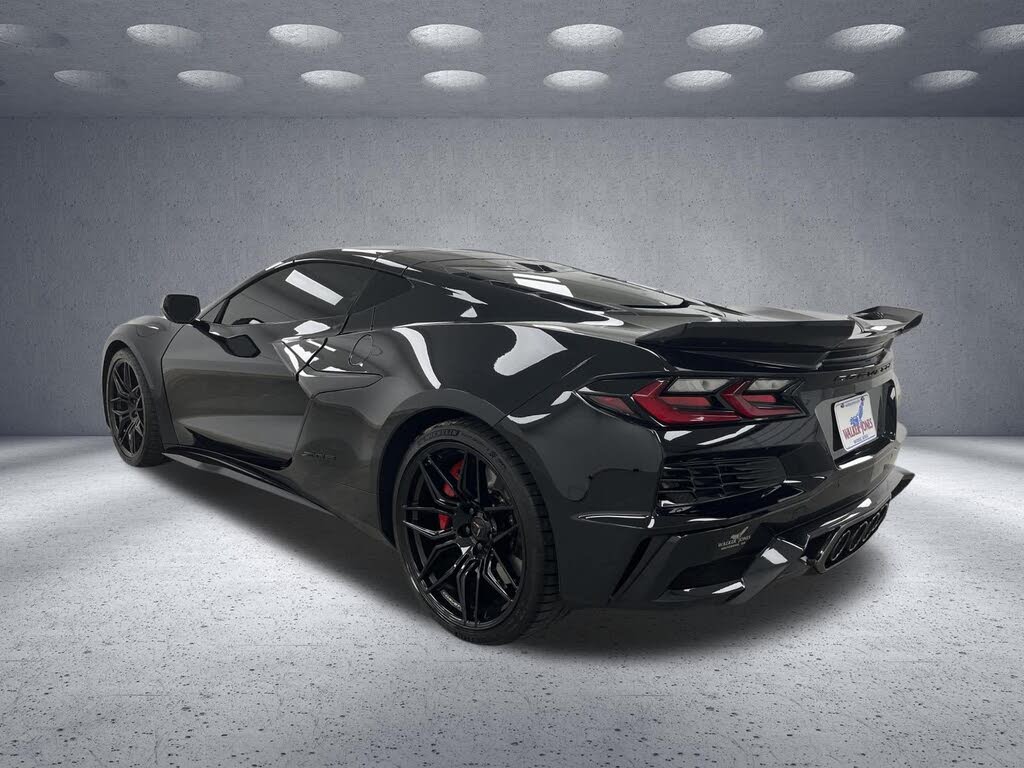 2026 Chevrolet Corvette Z06 2LZ Coupe RWD photo 3