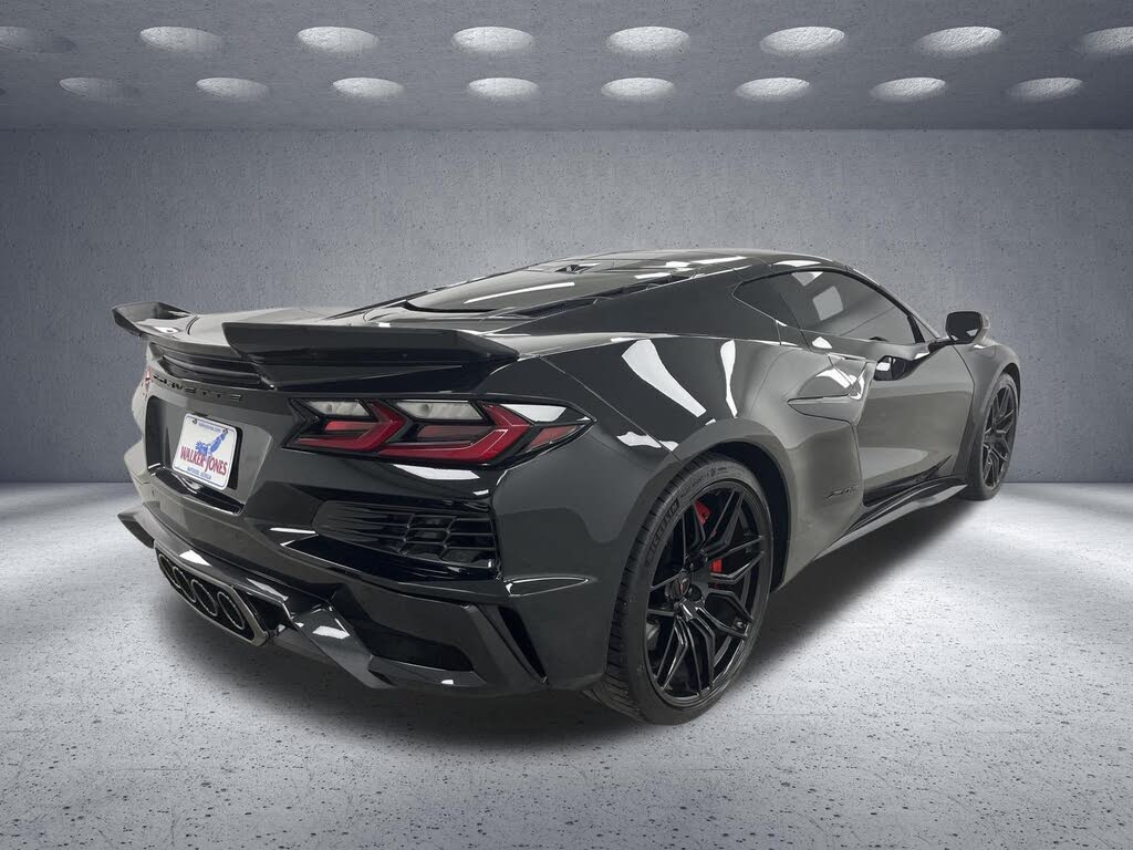 2026 Chevrolet Corvette Z06 2LZ Coupe RWD photo 5
