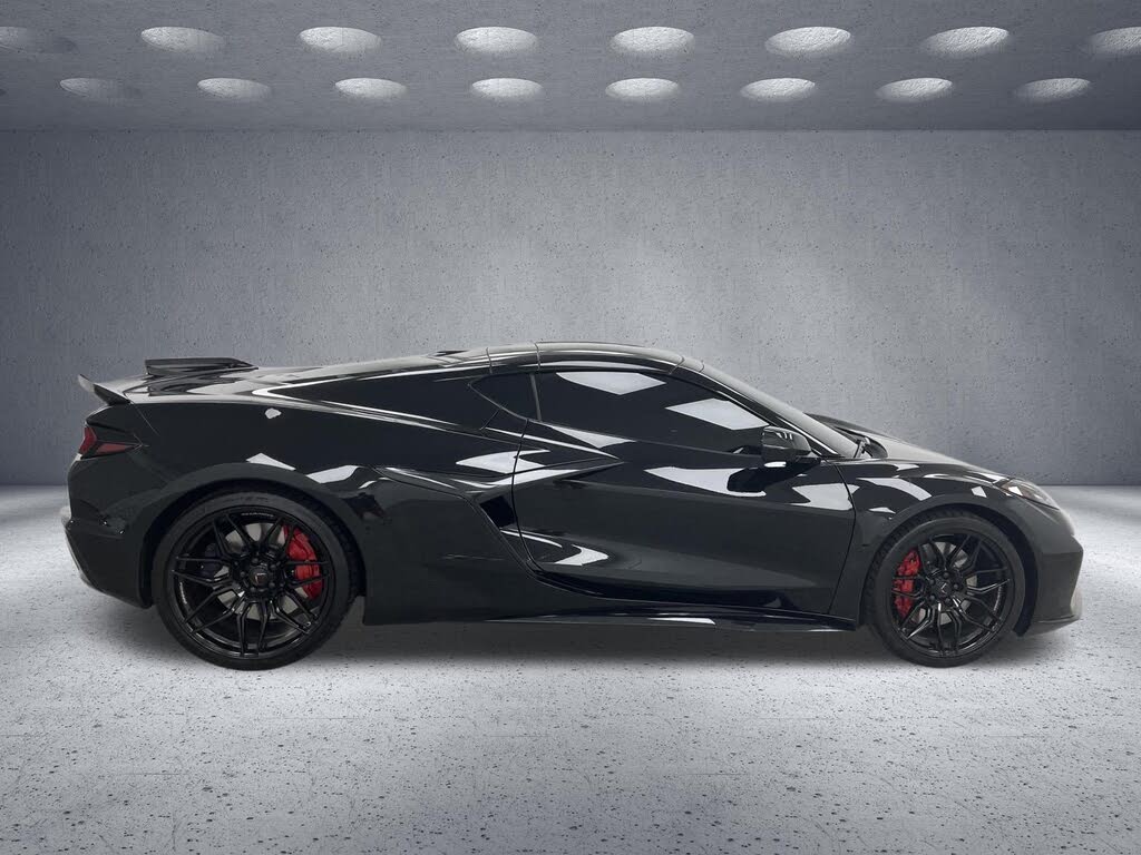2026 Chevrolet Corvette Z06 2LZ Coupe RWD photo 6