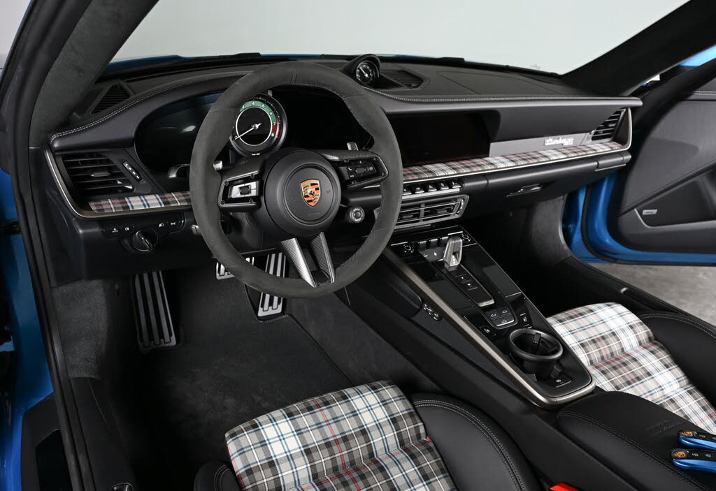 2025 Porsche 911 Turbo 50 Years Coupe AWD photo 4 of 24