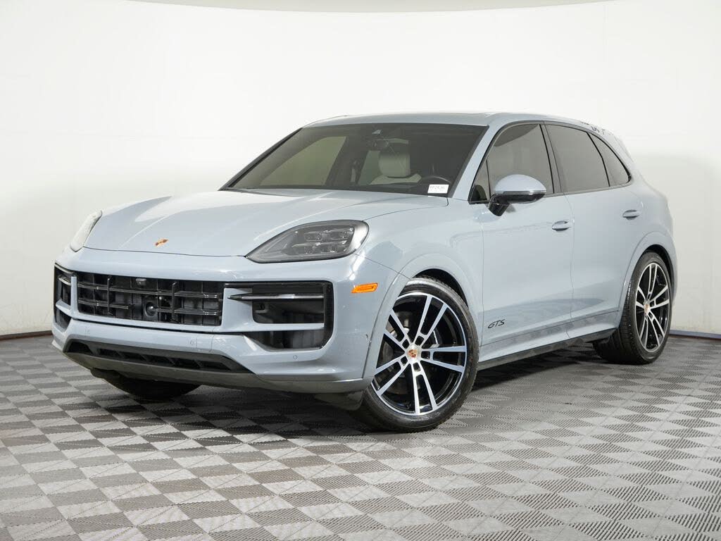 2025 Porsche Cayenne GTS AWD