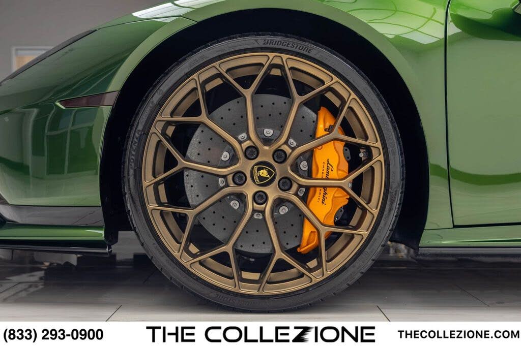 2024 Lamborghini Huracan Tecnica Coupe RWD photo 13