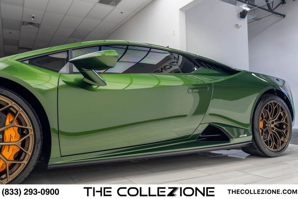 2024 Lamborghini Huracan Tecnica Coupe RWD photo 14