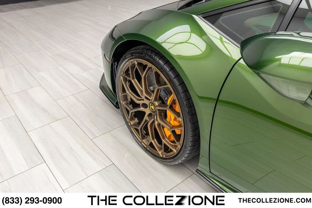 2024 Lamborghini Huracan Tecnica Coupe RWD photo 16