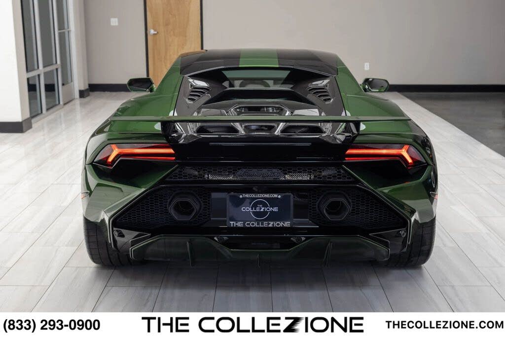 2024 Lamborghini Huracan Tecnica Coupe RWD photo 23