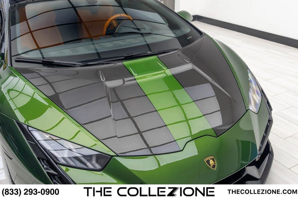 2024 Lamborghini Huracan Tecnica Coupe RWD photo 7