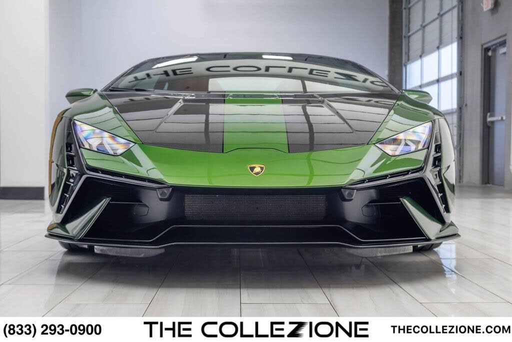 2024 Lamborghini Huracan Tecnica Coupe RWD photo 10