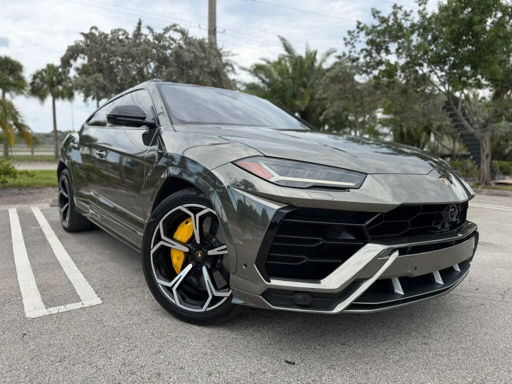 2019 Lamborghini Urus 4WD