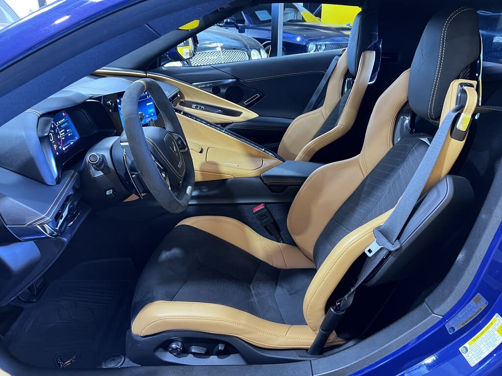 2025 Chevrolet Corvette Z06 2LZ Coupe RWD photo 14