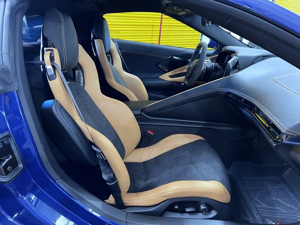 2025 Chevrolet Corvette Z06 2LZ Coupe RWD photo 17
