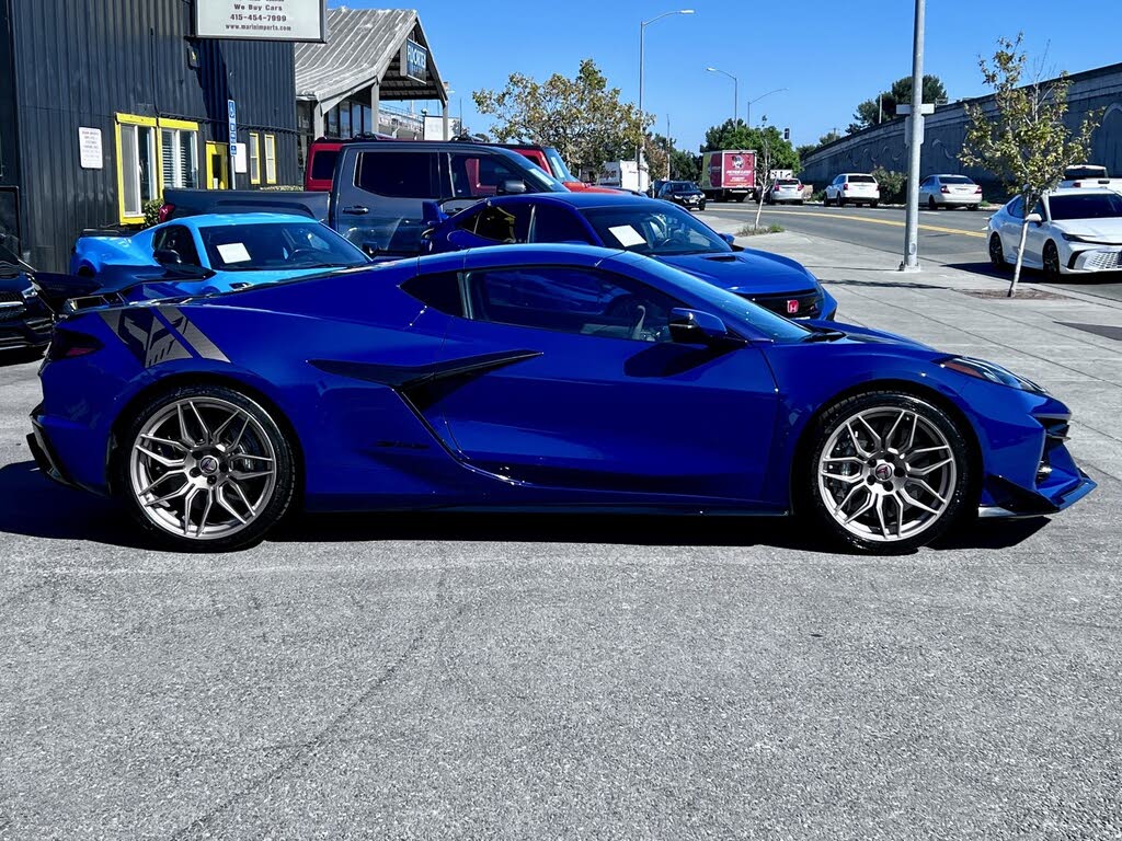 2025 Chevrolet Corvette Z06 2LZ Coupe RWD photo 5