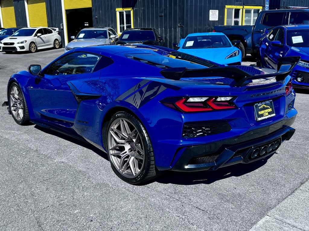 2025 Chevrolet Corvette Z06 2LZ Coupe RWD photo 8