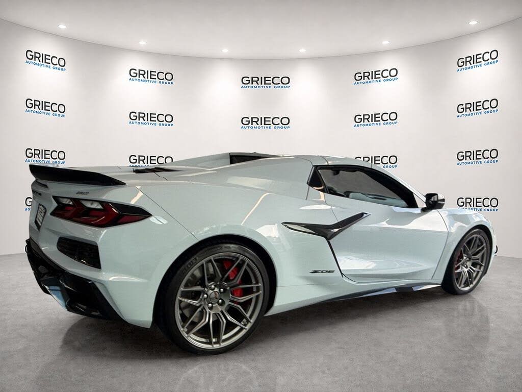 2024 Chevrolet Corvette Z06 3LZ Convertible RWD photo 7