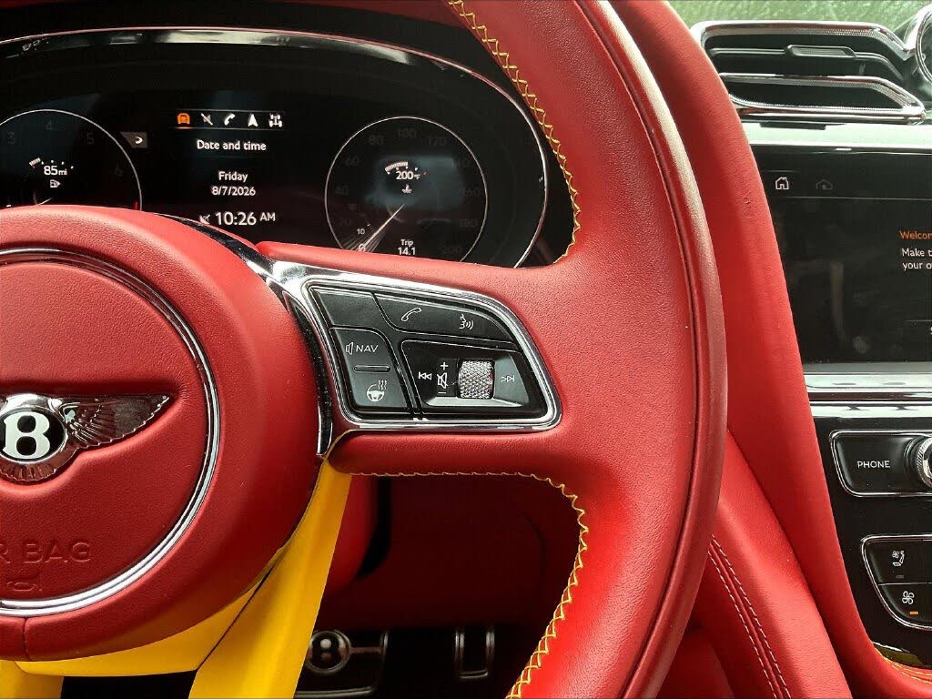 2023 Bentley Bentayga Azure V8 AWD photo 12