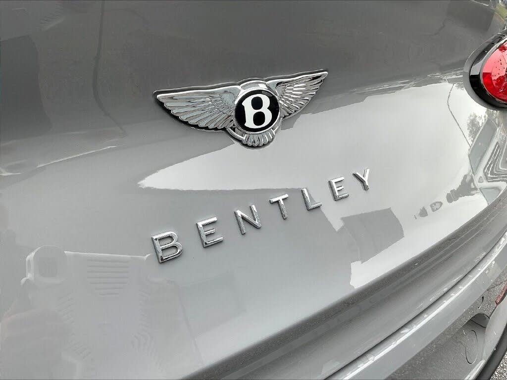 2023 Bentley Bentayga Azure V8 AWD photo 22