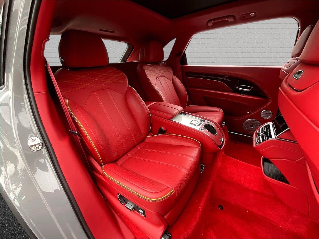 2023 Bentley Bentayga Azure V8 AWD photo 23
