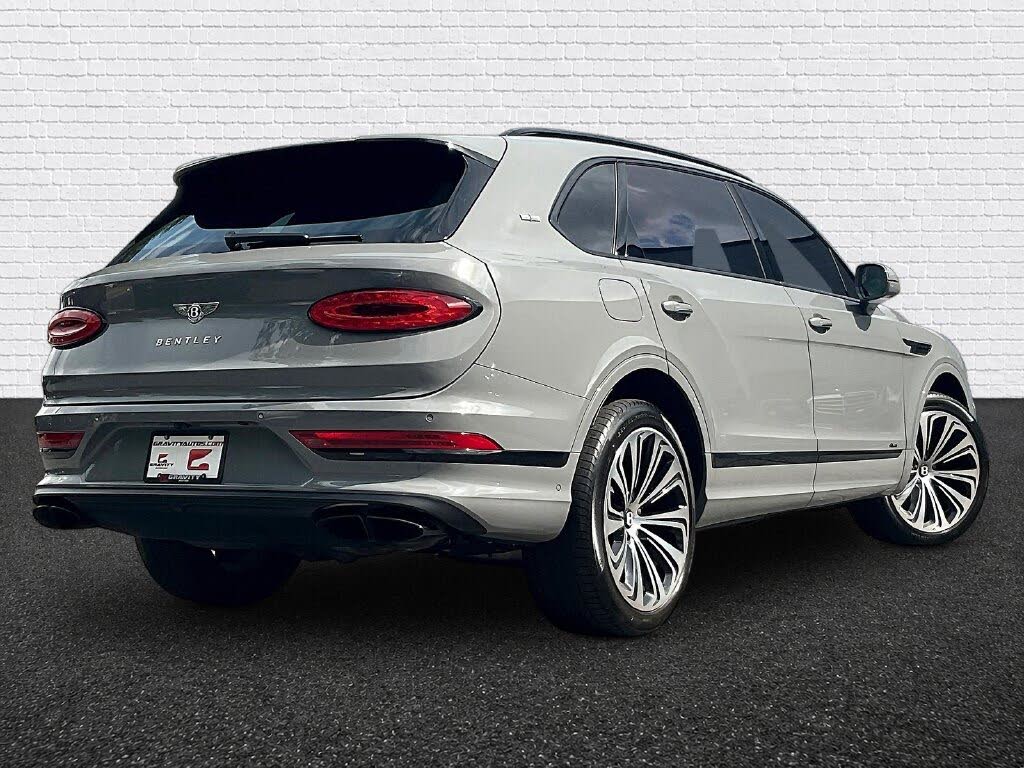 2023 Bentley Bentayga Azure V8 AWD photo 6
