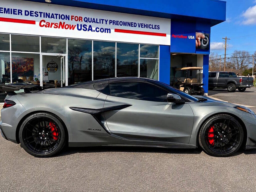 2024 Chevrolet Corvette Z06 3LZ Convertible RWD photo 2