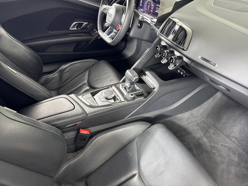 2023 Audi R8 V10 Performance Coupe RWD photo 13 of 24