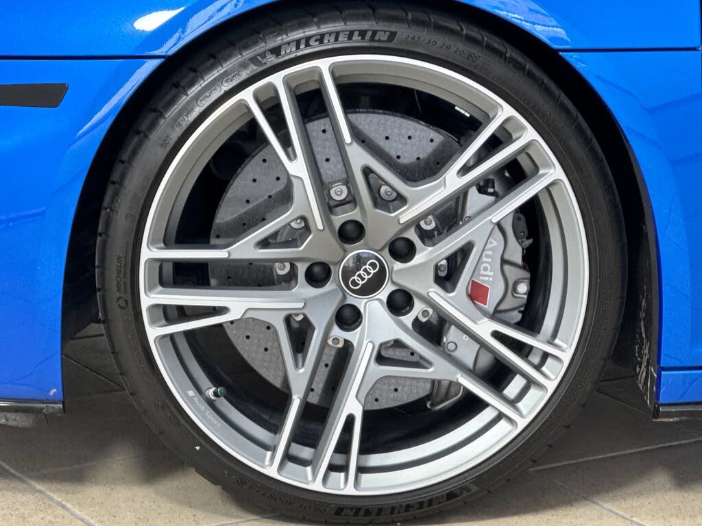 2023 Audi R8 V10 Performance Coupe RWD photo 23 of 24