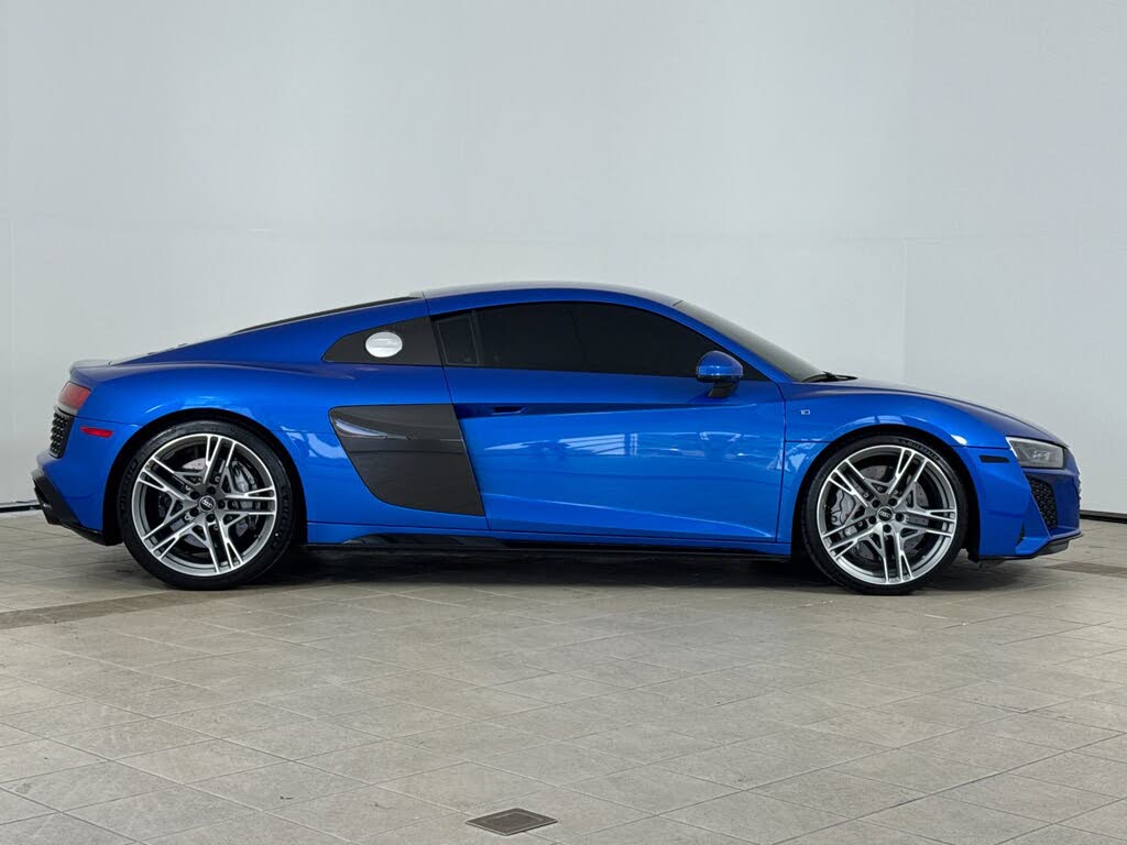 2023 Audi R8 V10 Performance Coupe RWD photo 7 of 24