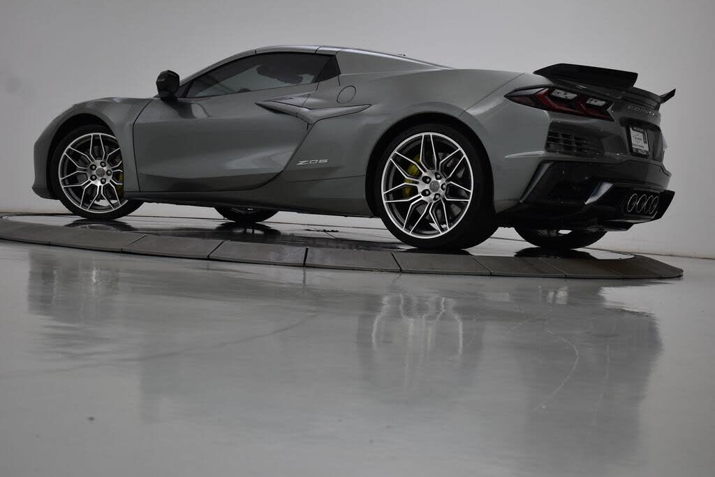 2024 Chevrolet Corvette Z06 3LZ Convertible RWD photo 11