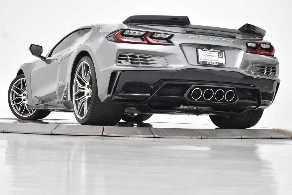 2024 Chevrolet Corvette Z06 3LZ Convertible RWD photo 15