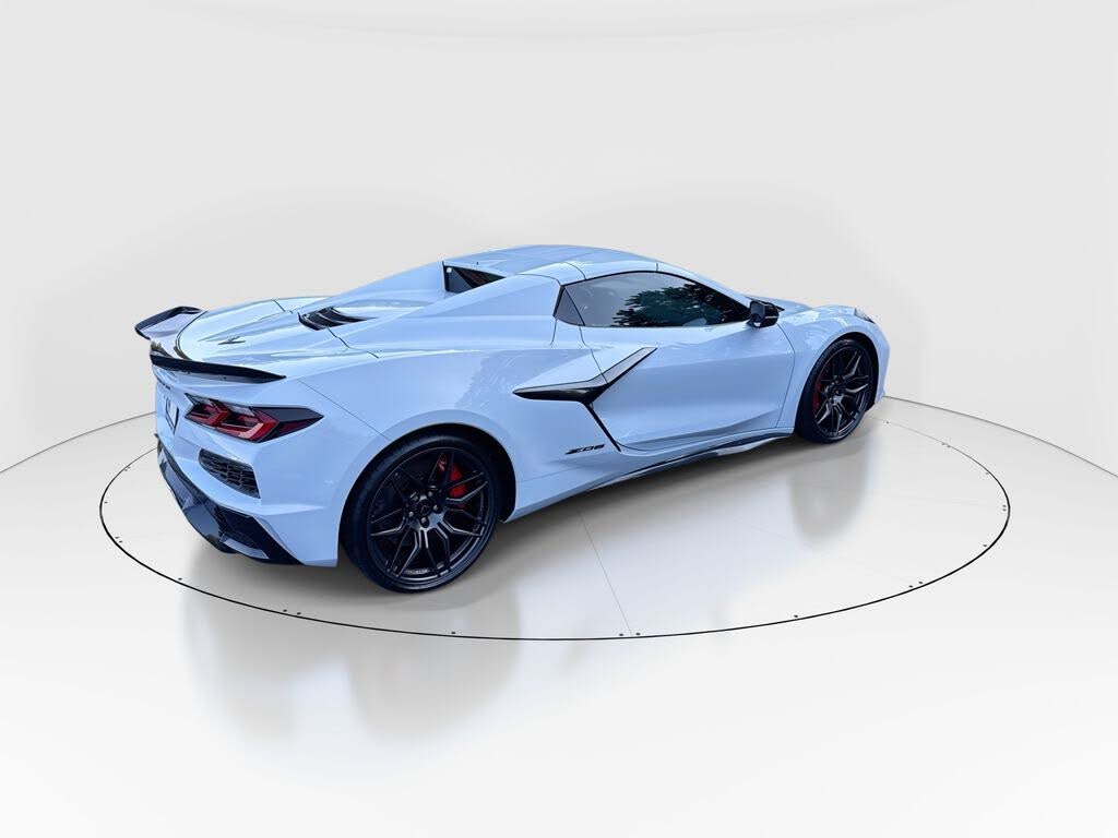 2024 Chevrolet Corvette Z06 3LZ Convertible RWD photo 8