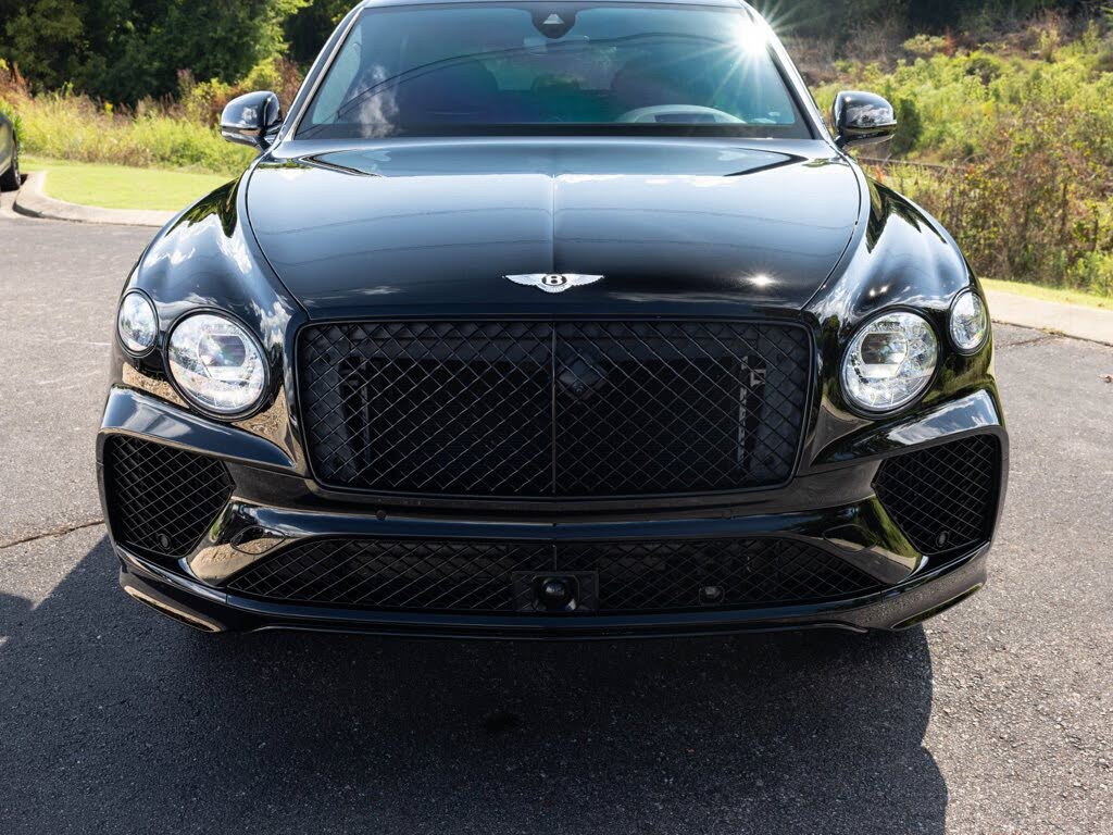 2025 Bentley Bentayga V8 AWD photo 17