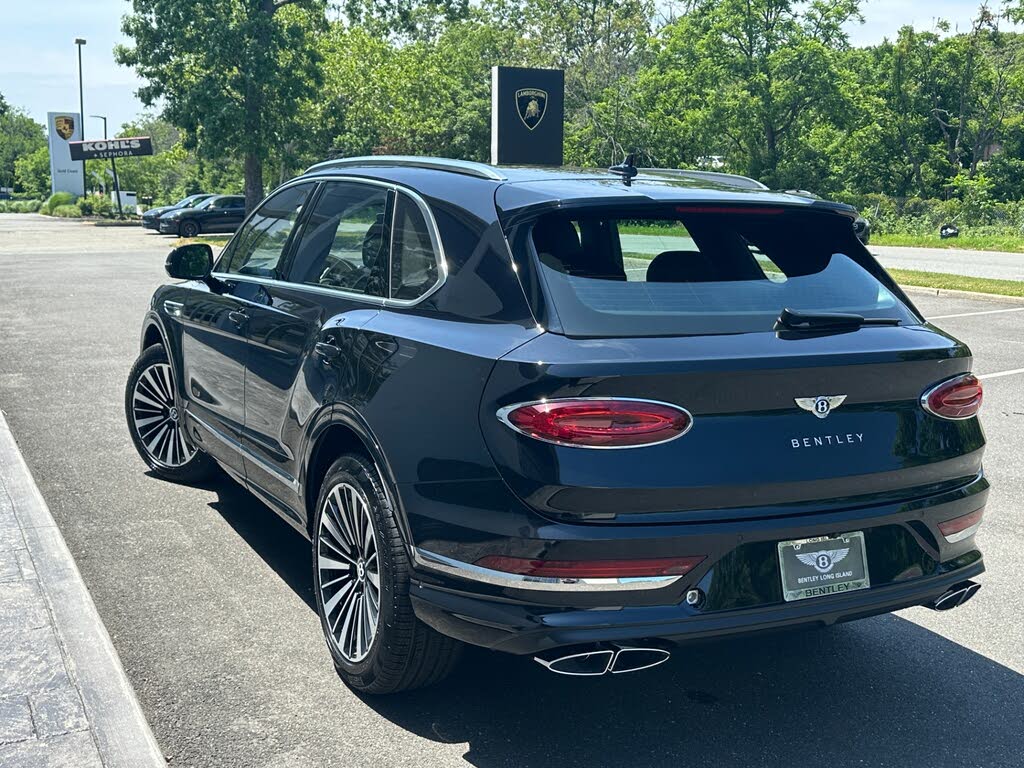 2026 Bentley Bentayga photo 3