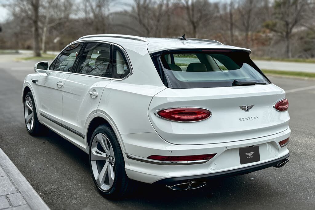 2026 Bentley Bentayga photo 4