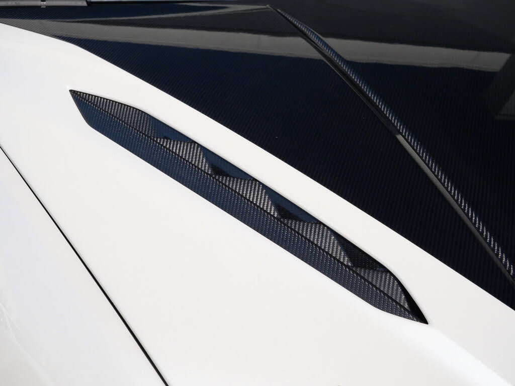2024 Lamborghini Urus Performante AWD photo 20