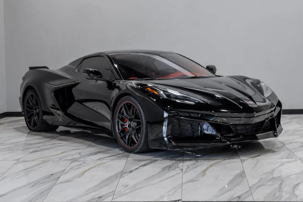 2023 Chevrolet Corvette Z06 3LZ Convertible RWD photo 12
