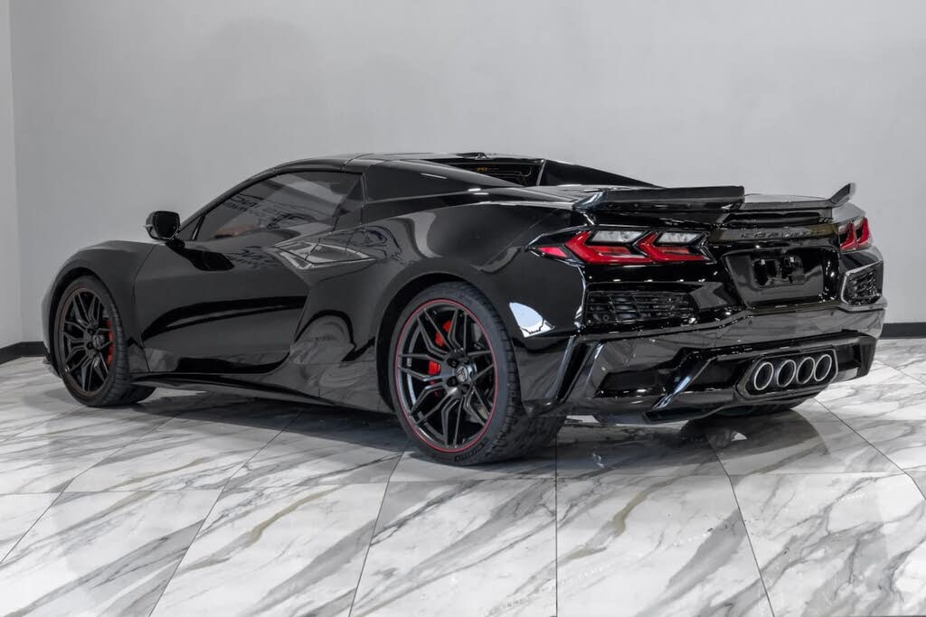 2023 Chevrolet Corvette Z06 3LZ Convertible RWD photo 18