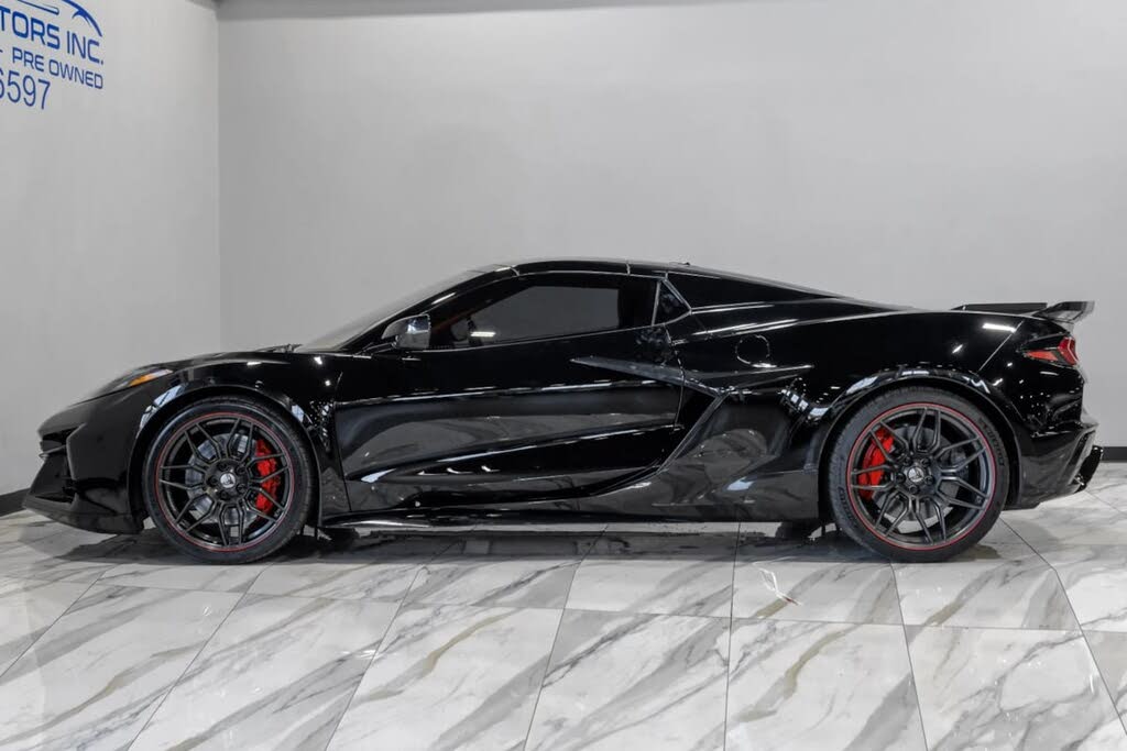 2023 Chevrolet Corvette Z06 3LZ Convertible RWD photo 19