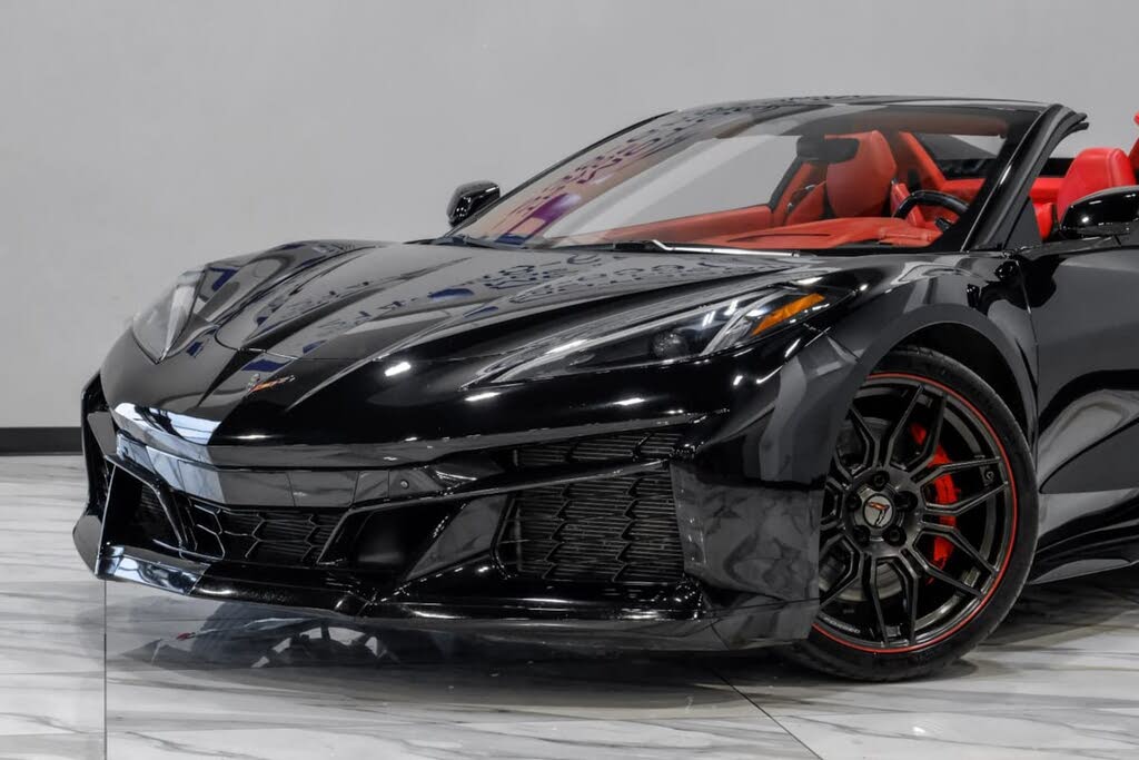 2023 Chevrolet Corvette Z06 3LZ Convertible RWD photo 7