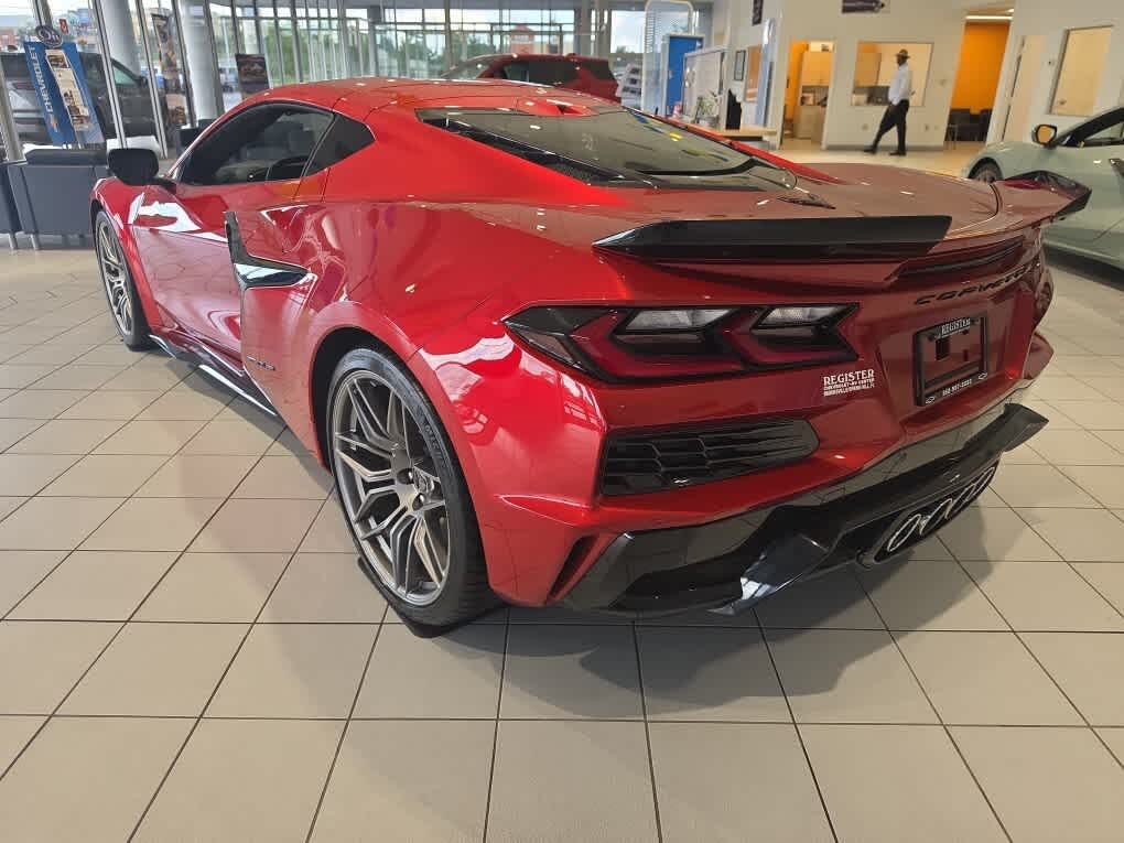 2024 Chevrolet Corvette Z06 1LZ Coupe RWD photo 3