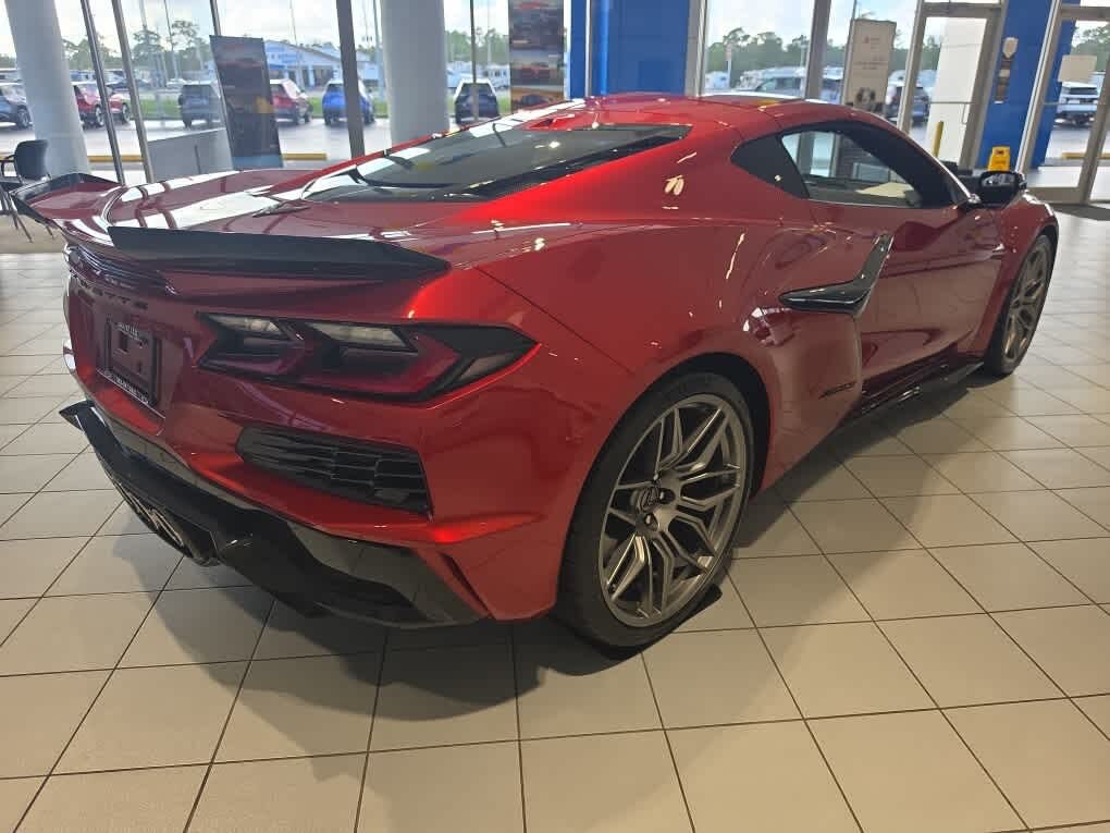 2024 Chevrolet Corvette Z06 1LZ Coupe RWD photo 5