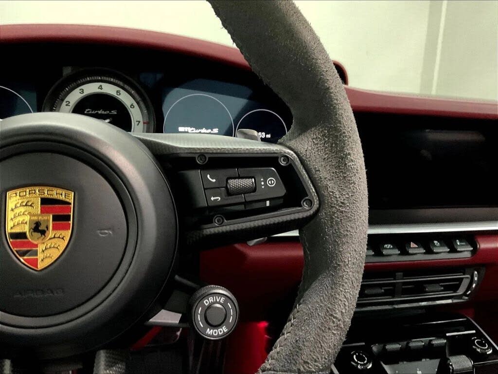 2022 Porsche 911 Turbo Coupe AWD photo 21 of 24