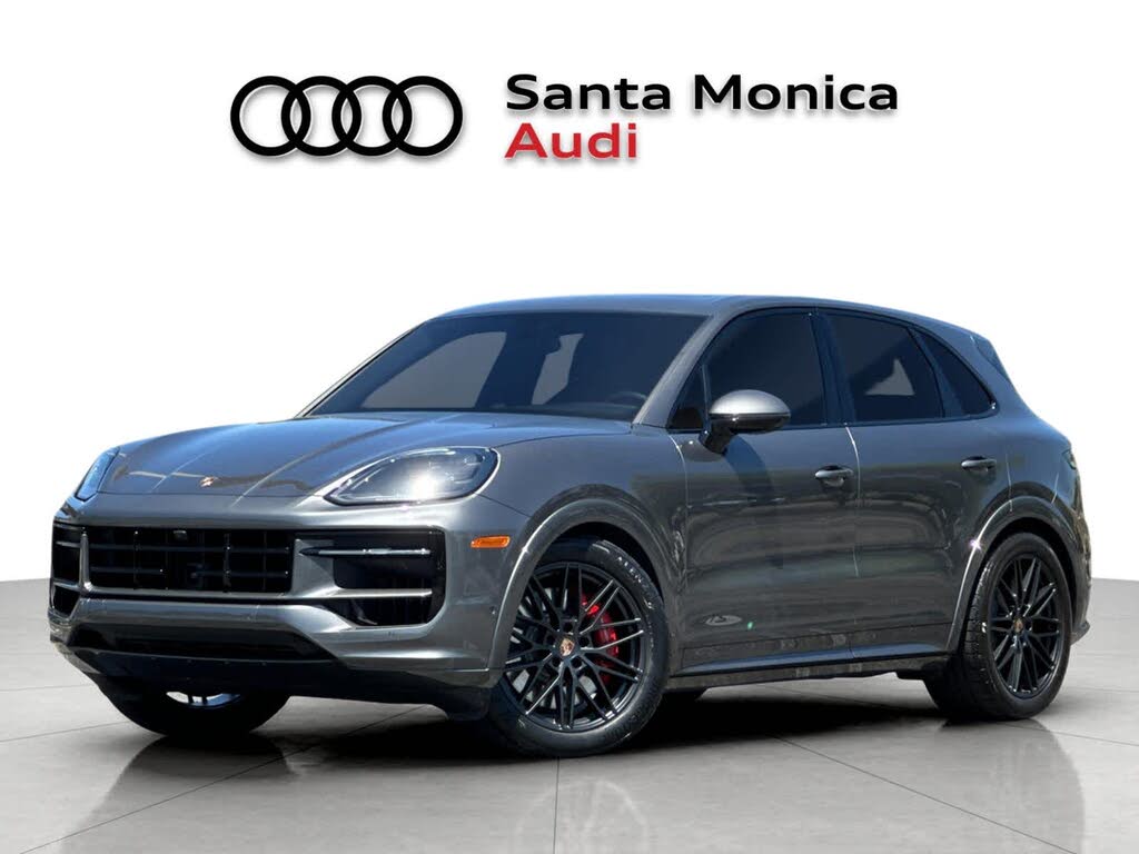 2025 Porsche Cayenne GTS AWD