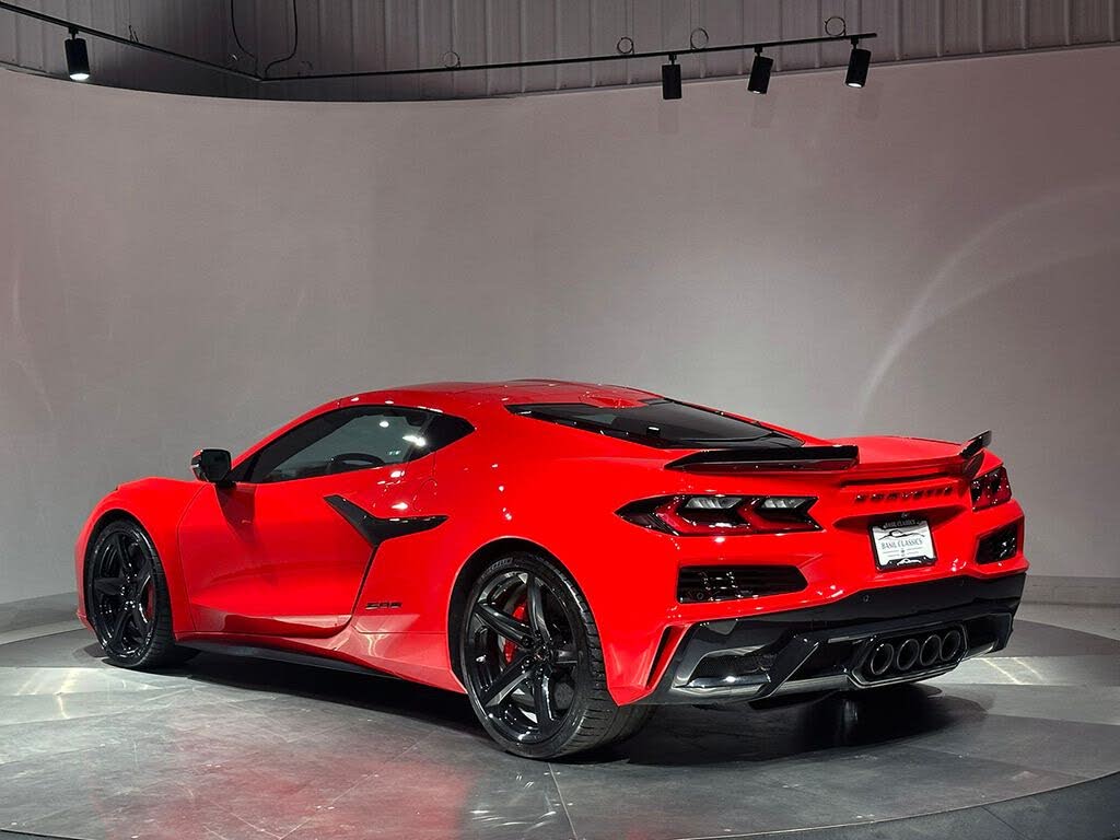 2024 Chevrolet Corvette Z06 3LZ Coupe RWD photo 11